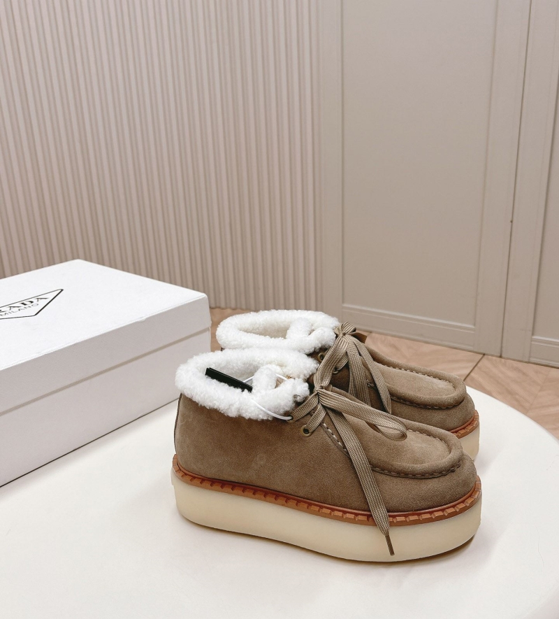 Pra*a casual shoes